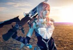 沙发在客厅怎么摆放？最佳位置是什么？  客厅沙发要怎么摆才好看